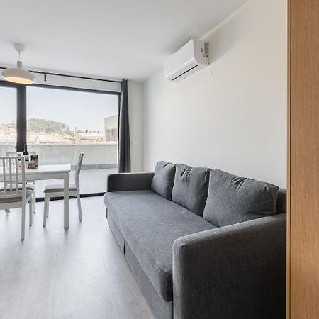 Guestready - Sleek Monochromatic In Bonfim Appartement Porto Buitenkant foto