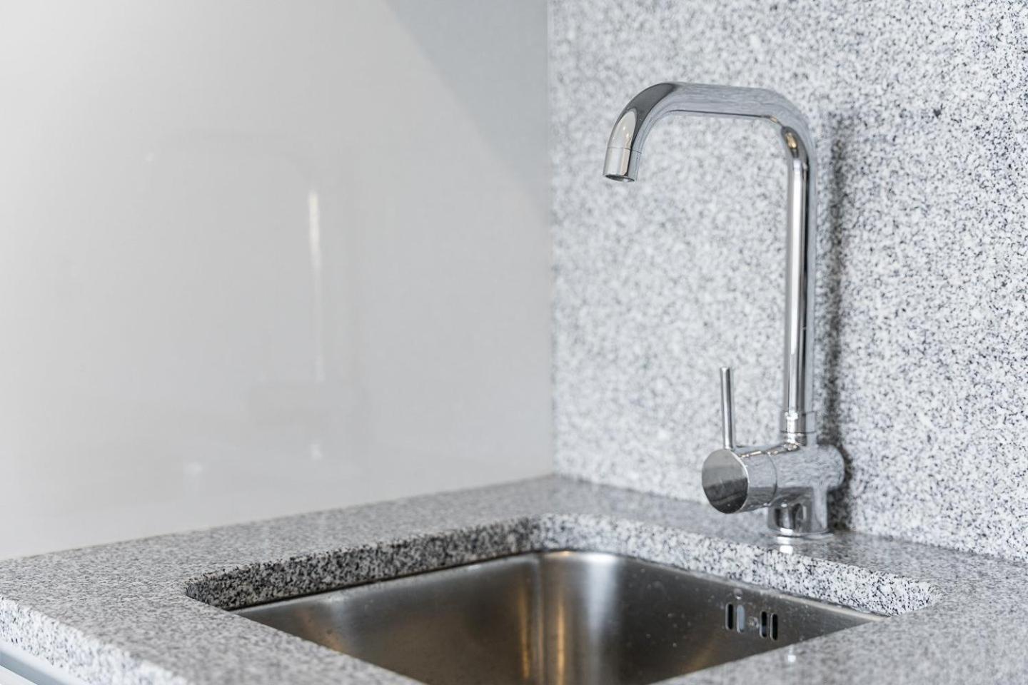 Guestready - Sleek Monochromatic In Bonfim Appartement Porto Buitenkant foto